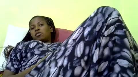 Snapshot of cutegodd chatting on 06-27-26, 06:13 Nancy online show from 06-27-26, 06:13