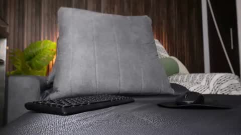 Im Jazmin online show from 07-17-26, 03:13