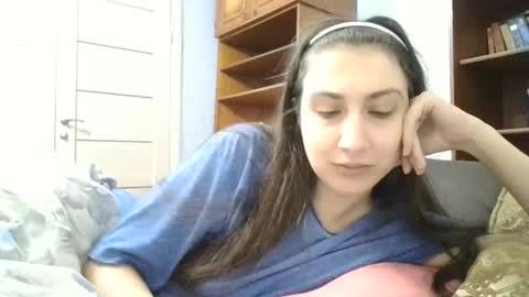 cutekattie online show from 11-18-25, 03:12