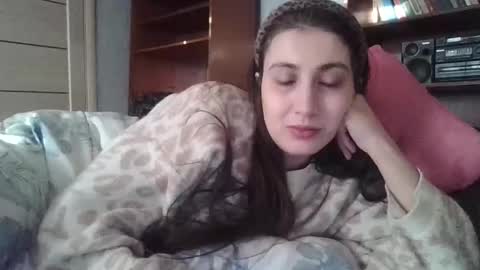 cutekattie online show from 01-12-26, 07:02