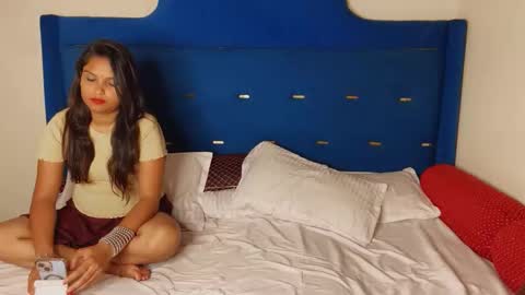 Snapshot of cutemahi chatting on 04-24-26, 05:59 cutemahi online show from 04-24-26, 05:59