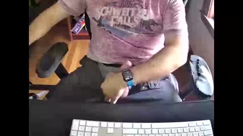 Snapshot of cutenerd15 chatting on 09-09-25, 03:22 cutenerd15 online show from 09-09-25, 03:22