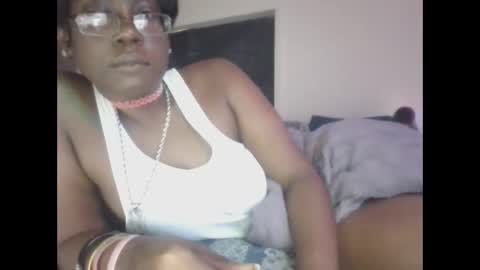 mary mack online show from 10-08-25, 02:14
