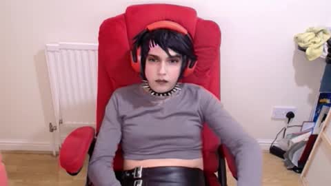 Snapshot of cutest_princess chatting on 11-29-25, 11:52 cutest_princess online show from 11-29-25, 11:52