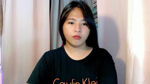 cute online show from 02-15-26, 07:51