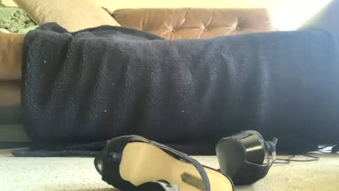 Snapshot of cutestsin chatting on 07-15-26, 10:09 cutestsin online show from 07-15-26, 10:09