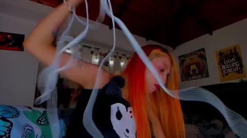 cuteweed420 online show from 01-03-25, 07:27