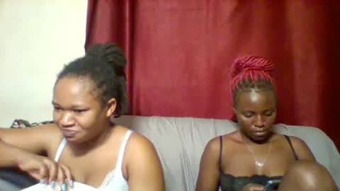 Snapshot of cutey_lunar chatting on 02-12-25, 07:13 cutey_lunar online show from 02-12-25, 07:13