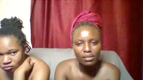 Snapshot of cutey_lunar chatting on 02-13-25, 12:13 cutey_lunar online show from 02-13-25, 12:13