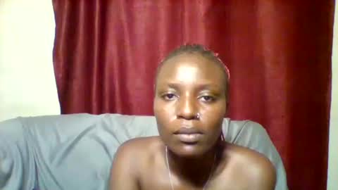 Snapshot of cutey_lunar chatting on 02-14-25, 02:18 cutey_lunar online show from 02-14-25, 02:18