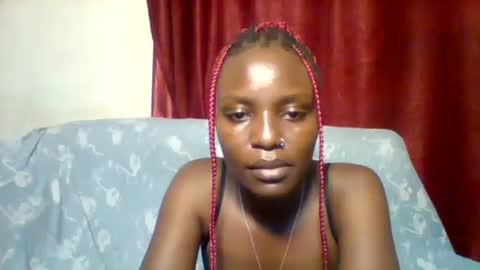 Snapshot of cutey_lunar chatting on 02-17-25, 05:58 cutey_lunar online show from 02-17-25, 05:58