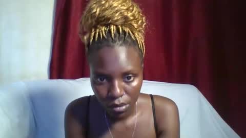 Snapshot of cutey_lunar chatting on 03-11-25, 09:13 cutey_lunar online show from 03-11-25, 09:13