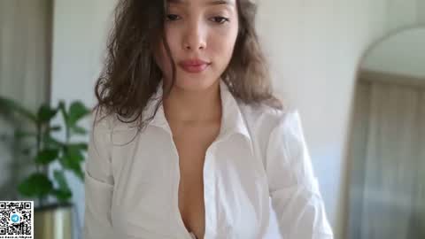 angela online show from 07-06-26, 08:22