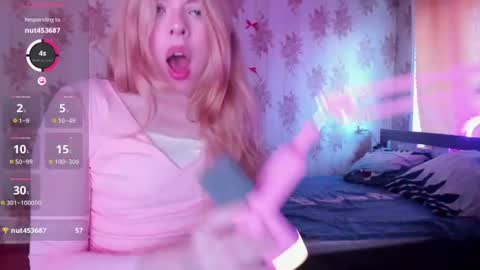 Bambi  online show from 06-27-26, 12:22