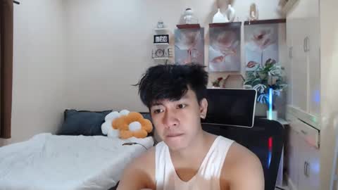 Neil Taylor online show from 11-23-25, 05:13