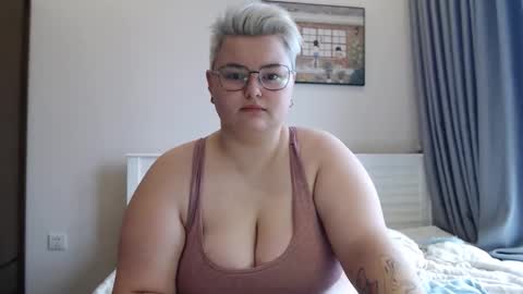 Sophie  Lilith online show from 10-29-25, 09:22