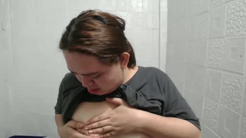 Nicole online show from 02-10-25, 05:03