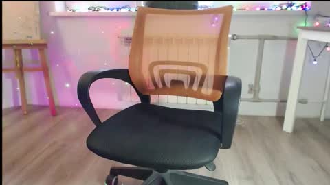 cutie_peach online show from 02-14-26, 01:19