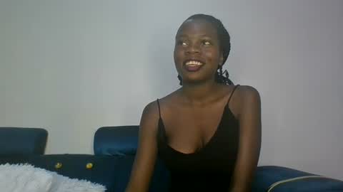 Snapshot of cutie_plush chatting on 06-20-26, 06:00 cutieplush online show from 06-20-26, 06:00