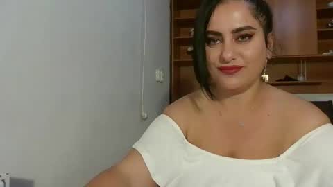 Snapshot of cutieammy chatting on 09-19-25, 12:12 Ami online show from 09-19-25, 12:12