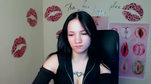 Emma online show from 04-23-26, 12:29