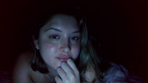 Snapshot of cutieoggg420 chatting on 05-28-26, 06:54 Cutieoggg420 online show from 05-28-26, 06:54