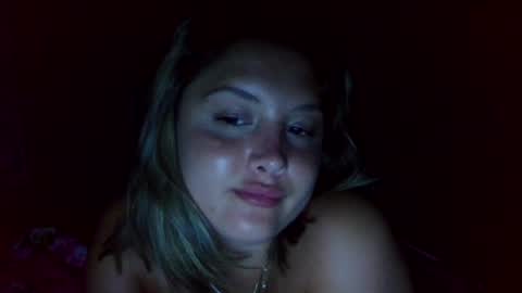 Snapshot of cutieoggg420 chatting on 07-09-26, 06:50 Cutieoggg420 online show from 07-09-26, 06:50