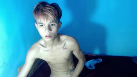Snapshot of cutiewalter chatting on 04-23-26, 10:36 cutiewalter online show from 04-23-26, 10:36