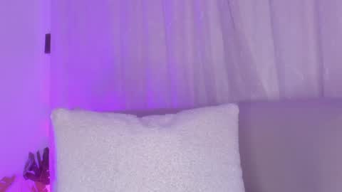 Hannah online show from 04-18-26, 07:07