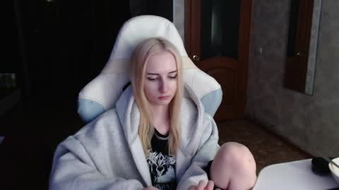 Cutti Crystal online show from 04-09-26, 07:52