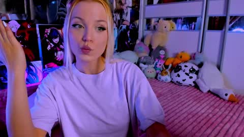 Nora online show from 12-10-24, 09:33