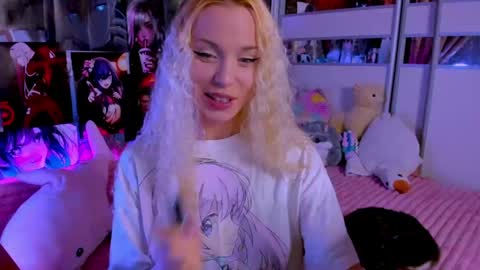 Nora online show from 06-03-26, 08:25