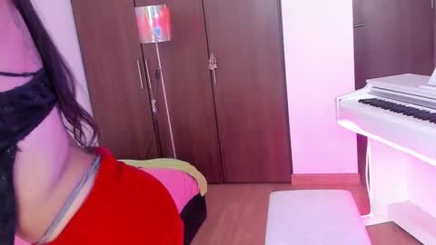 Cyan online show from 02-24-25, 07:41