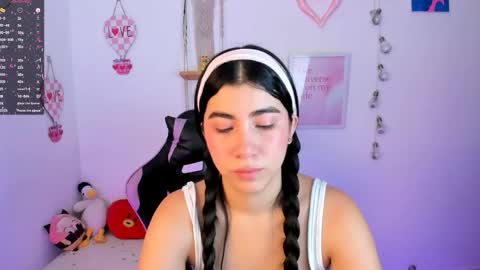 Snapshot of cyber_lizz chatting on 06-03-26, 10:26 Liz online show from 06-03-26, 10:26