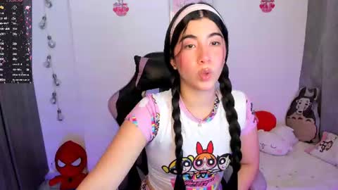 Snapshot of cyber_lizz chatting on 06-16-26, 10:12 Liz online show from 06-16-26, 10:12
