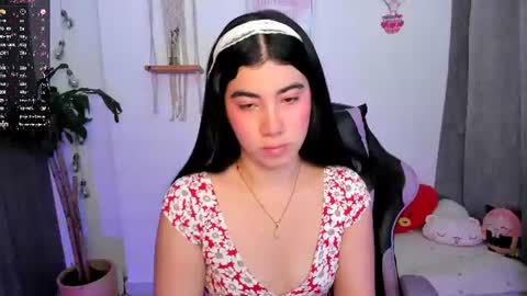 Snapshot of cyber_lizz chatting on 06-30-26, 11:39 Liz online show from 06-30-26, 11:39
