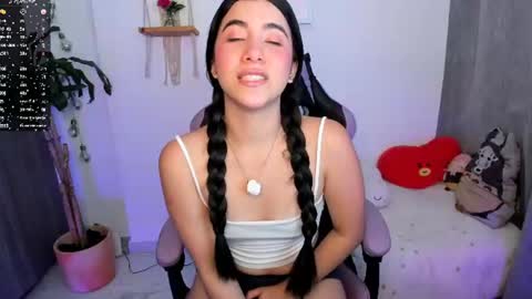 Snapshot of cyber_lizz chatting on 07-08-26, 10:47 Liz online show from 07-08-26, 10:47