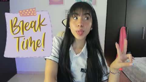 Snapshot of cyber_lizz chatting on 07-28-26, 10:42 Liz online show from 07-28-26, 10:42