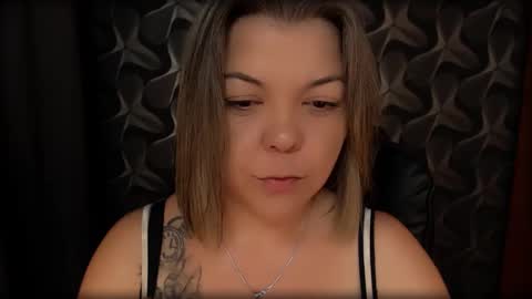 Snapshot of cyberdomme chatting on 12-28-24, 02:33 Full time mean bitch. online show from 12-28-24, 02:33