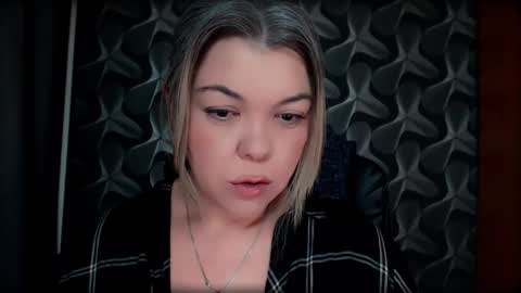 Snapshot of cyberdomme chatting on 12-18-25, 12:06 Full time mean bitch. online show from 12-18-25, 12:06