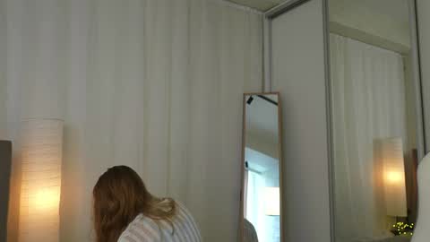 Snapshot of cyberheart_ chatting on 01-25-25, 11:34 EMILY online show from 01-25-25, 11:34