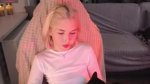 Jane online show from 04-16-26, 12:33