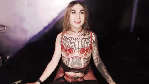 Nikki online show from 01-23-25, 12:46