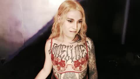 Nikki online show from 02-13-25, 02:12