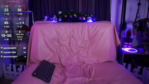 Lily Goddess online show from 12-29-24, 09:17