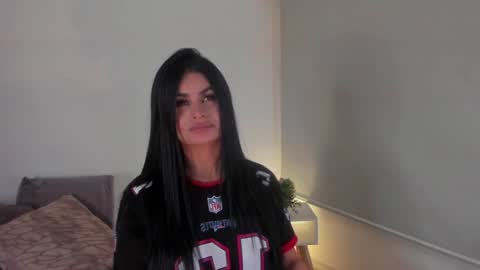 Cylie online show from 12-29-24, 07:43