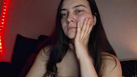 Snapshot of cyndee_winter chatting on 12-13-24, 05:00 Cyndee Winter online show from 12-13-24, 05:00