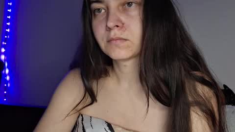 Snapshot of cyndee_winter chatting on 12-22-24, 06:48 Cyndee Winter online show from 12-22-24, 06:48