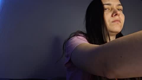 Snapshot of cyndee_winter chatting on 12-25-24, 05:37 Cyndee Winter online show from 12-25-24, 05:37