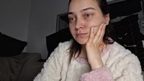 Snapshot of cyndee_winter chatting on 01-02-25, 08:46 Cyndee Winter online show from 01-02-25, 08:46